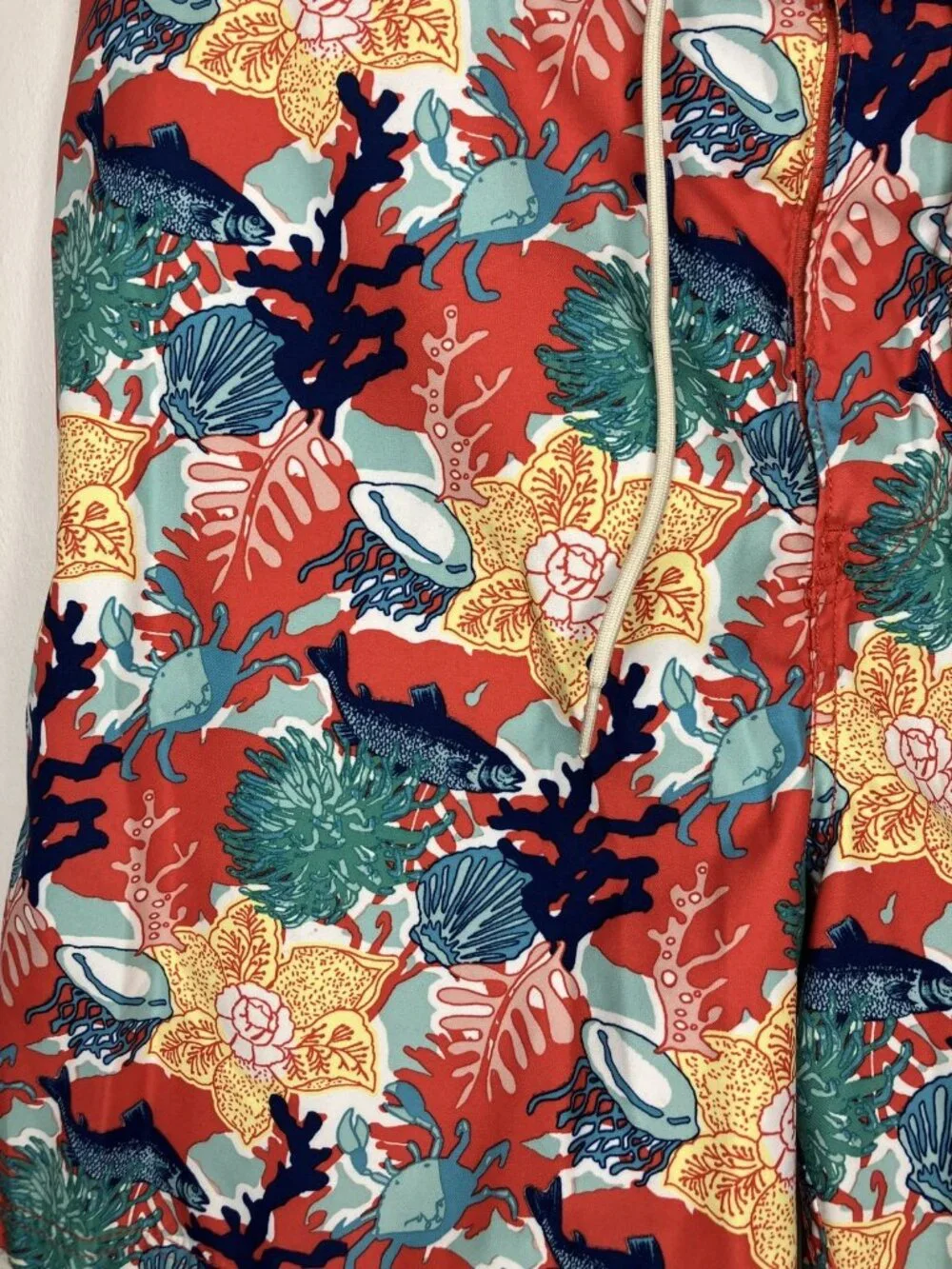 Nautica Men's L Swim Trunks Board Shorts Ocean Coral Fish Crab Pattern Red Blue
